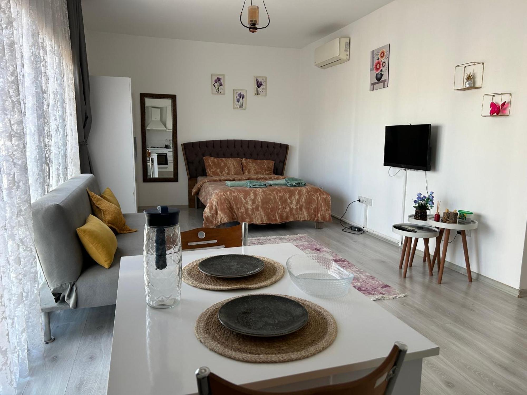 New Studio In The Middle Of Famagusta & Netflix Apartment Exterior photo